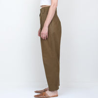 Linen / Cotton Pleated Trouser