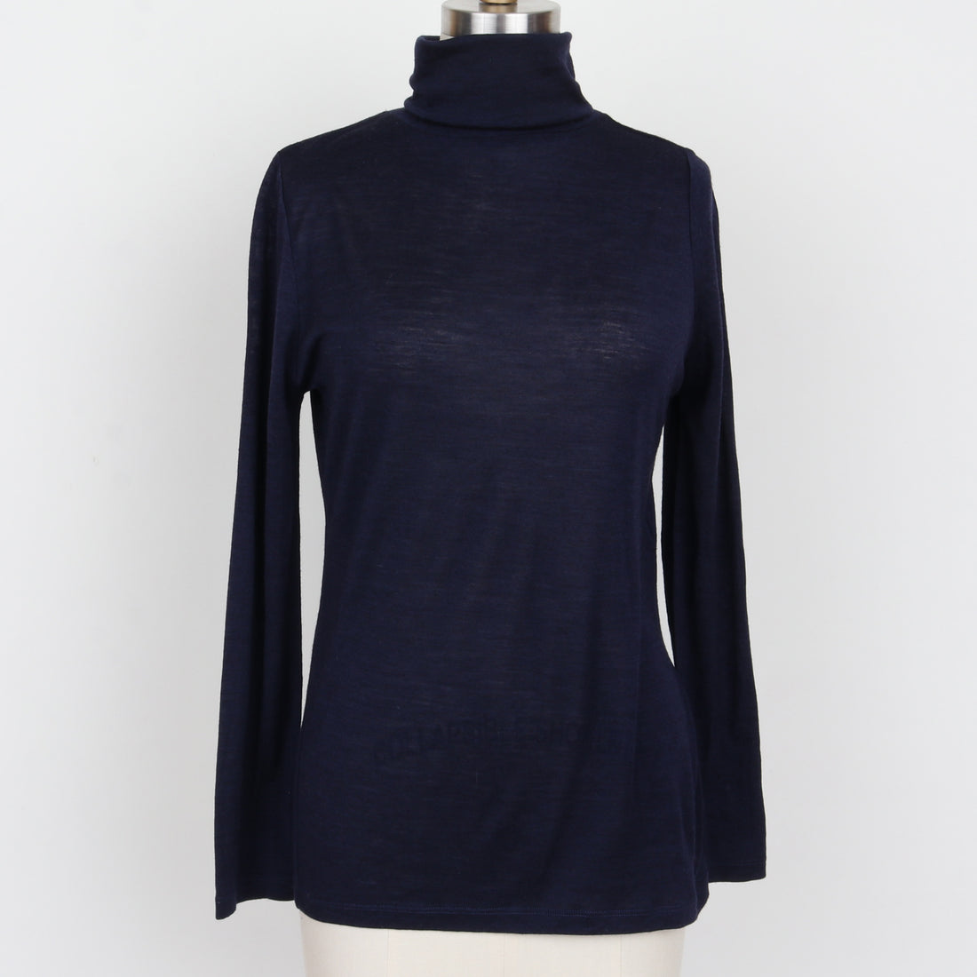 Allude Wool/Silk turtleneck