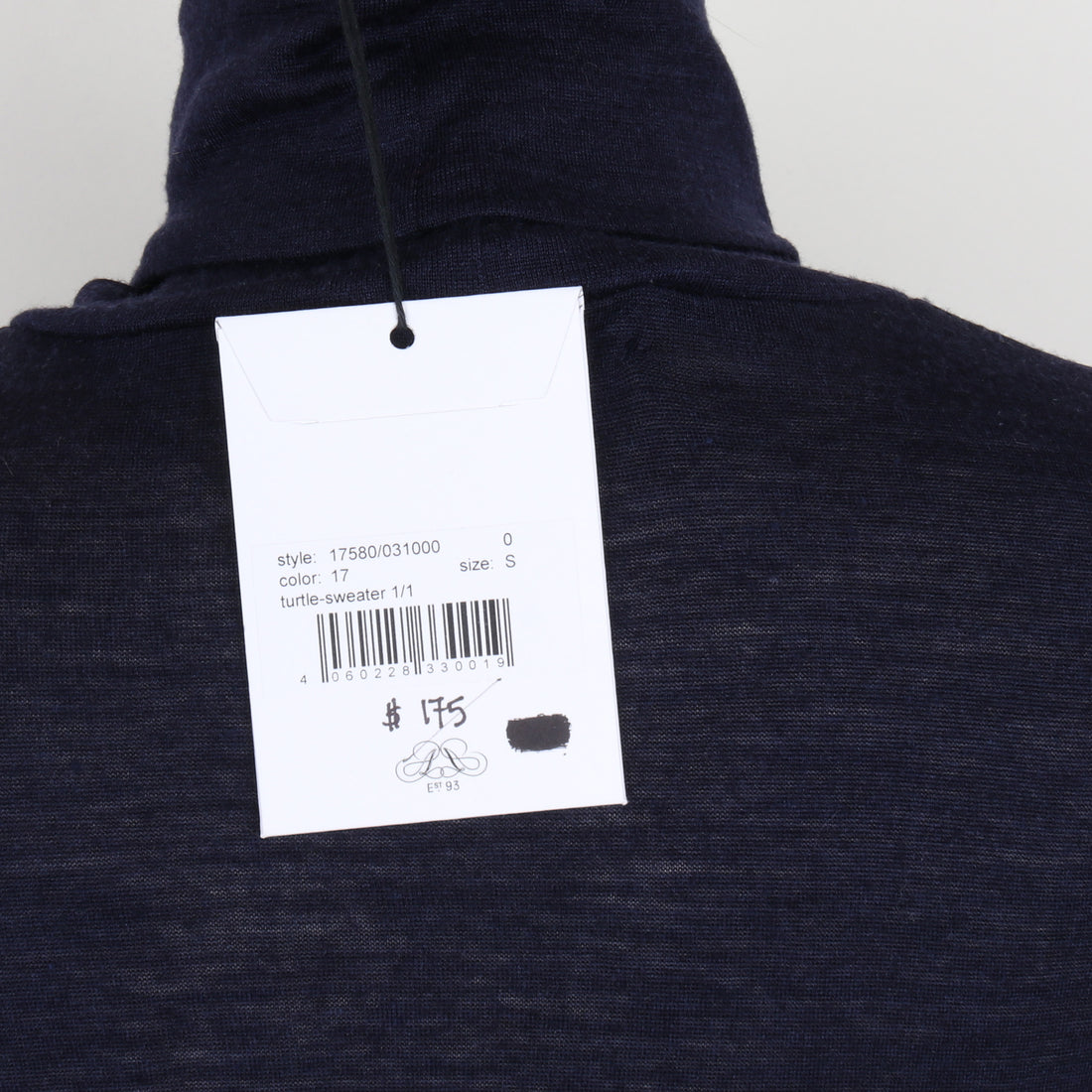 Allude Wool/Silk turtleneck