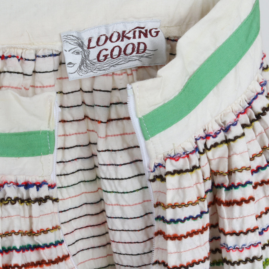 1970s Embroidered Stripe Patio Skirt S