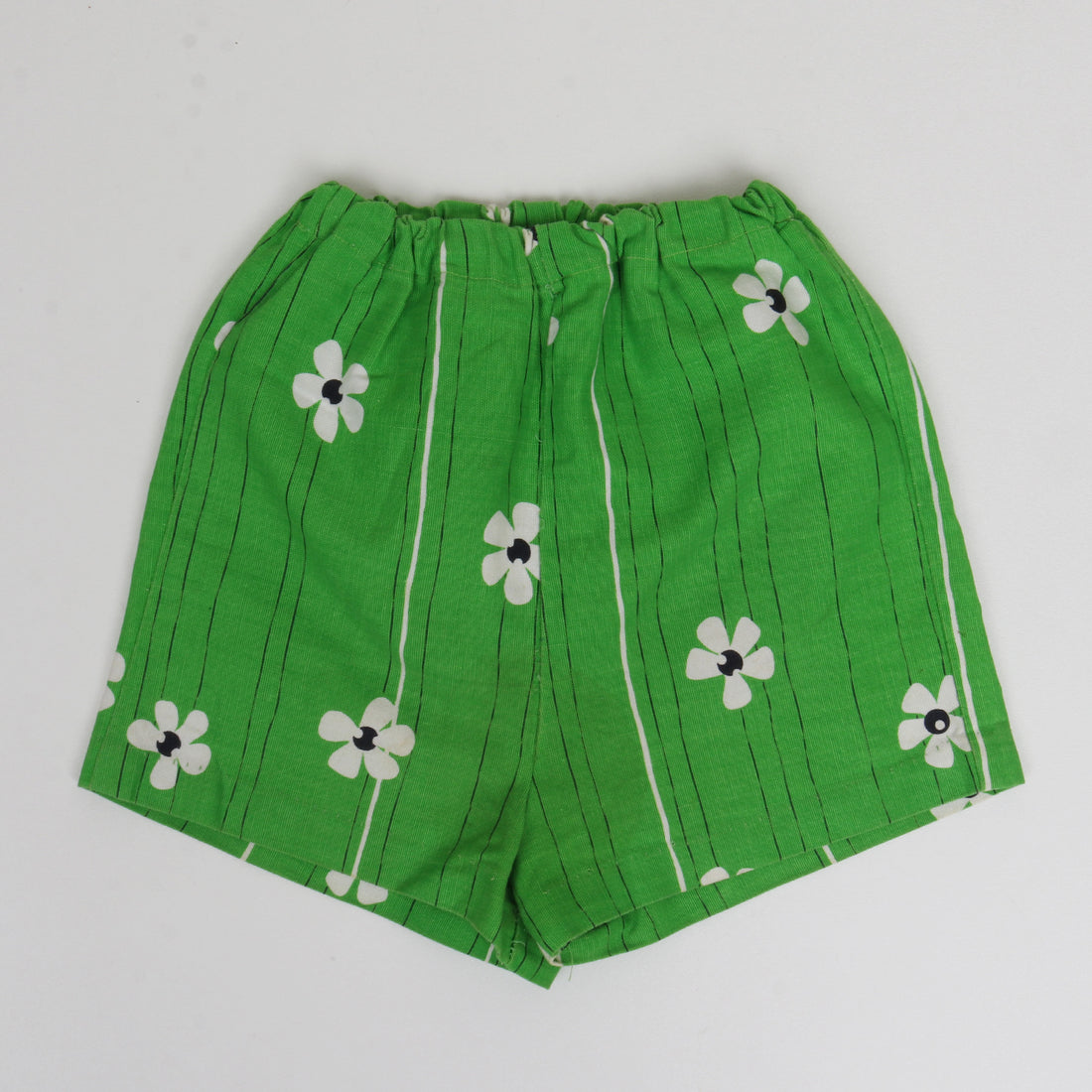 70s Flower Print Shorts Size 8/10