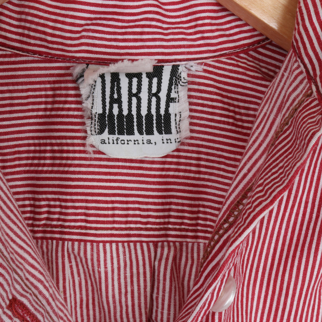 70s Red Stripe Crop Shirt