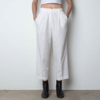 White Pleated Ankle Crop Pant